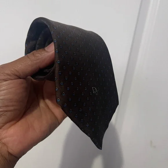 Christian Dior Tie Brown with bluish spot designs Sz Os - Picture 16 of 16